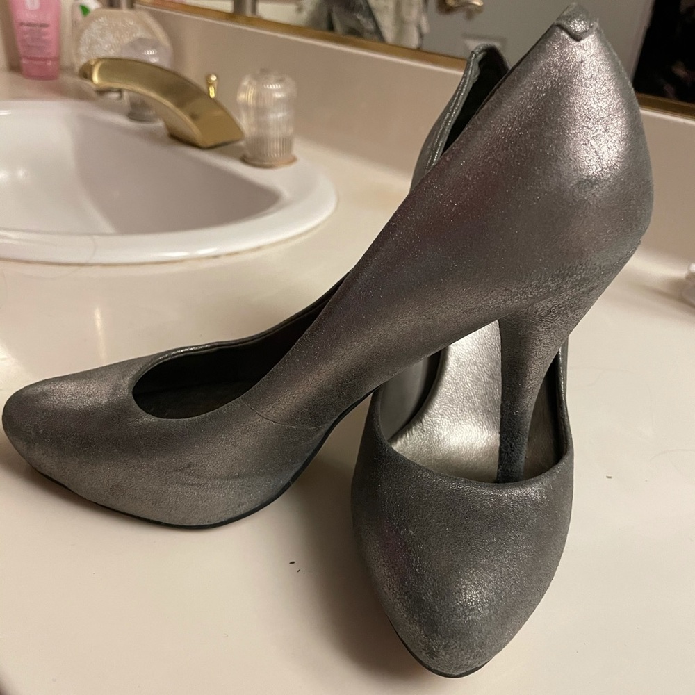 Three pairs of shoes in great condition!